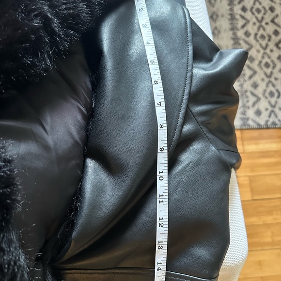 Azalea Wang Gisele Faux Leather & Faux Fur Trim Black Jacket Sz L - Picture 13 of 16